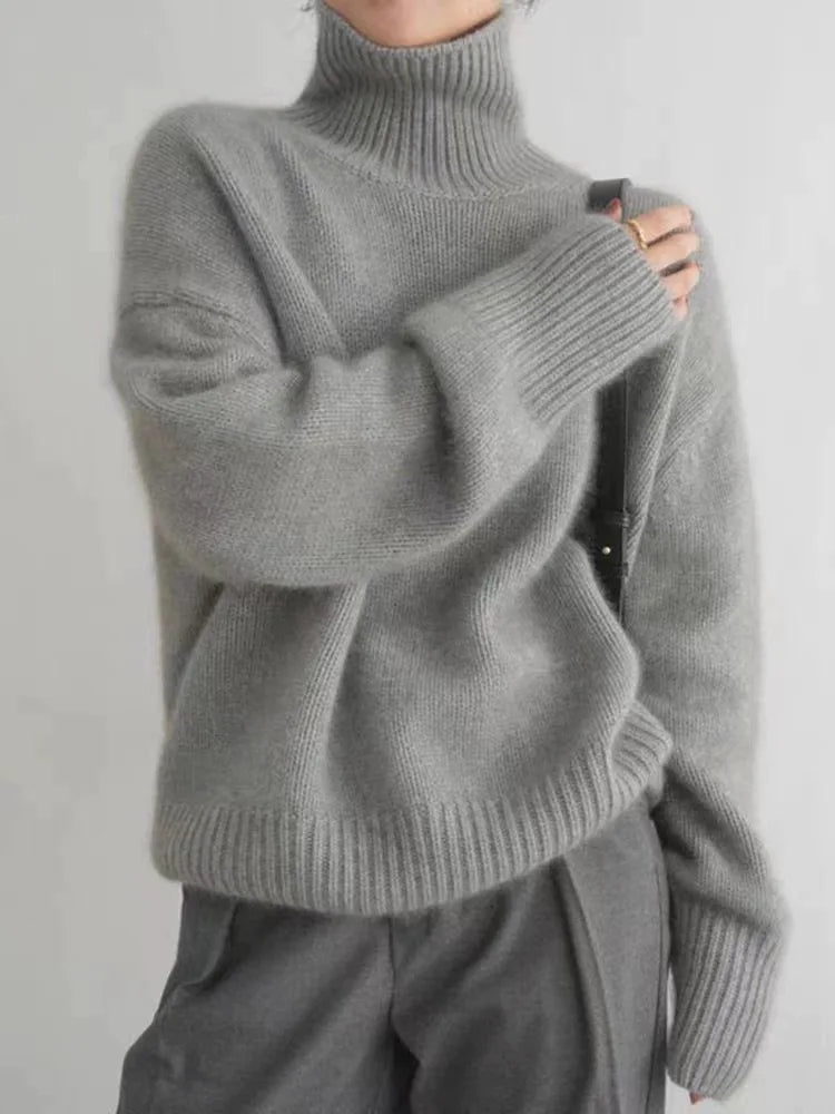 Lynn Women’s Wool Turtleneck Sweater – Soft Warm Knit Jumper for Elegant Winter Style