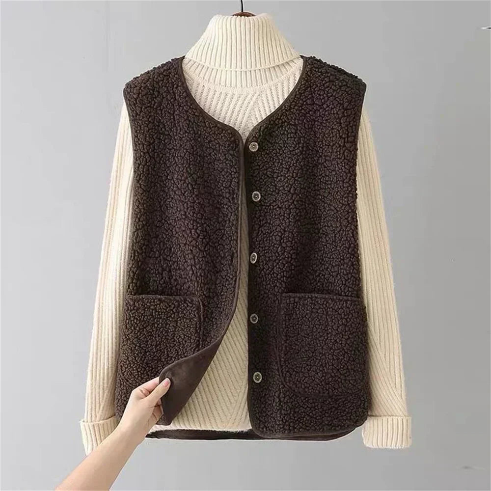 Kate Women’s Sherpa Vest – Soft Sleeveless Fleece Gilet for Warm Casual Layering